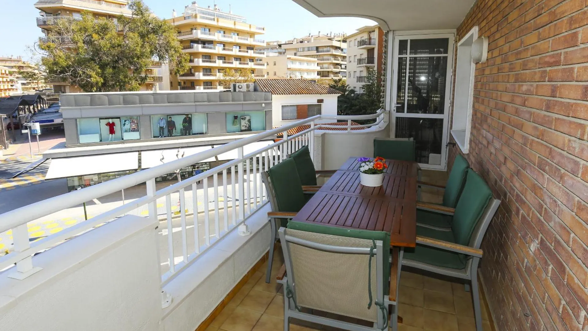 Apartment Santillana Homestay By Turismar Salou