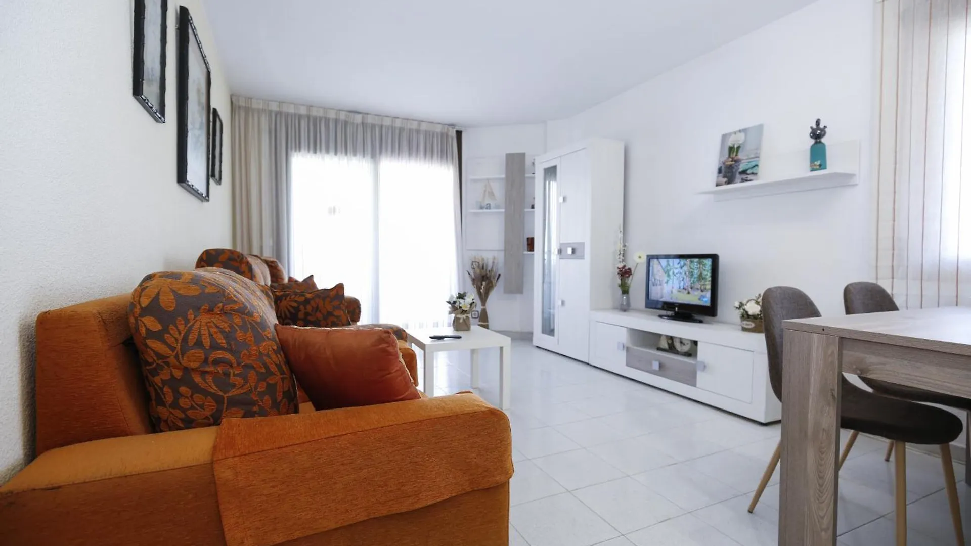 Santillana Homestay By Turismar Salou